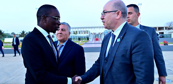 قمة داكار حول تمويل المنشآت في افريقيا: الوزير الأول ينهي زيارته إلى السنغال