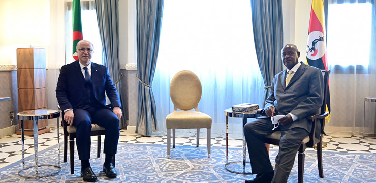 الوزير الأول يُستقبل من طرف رئيس جمهورية أوغندا بمقر إقامته بالجزائر