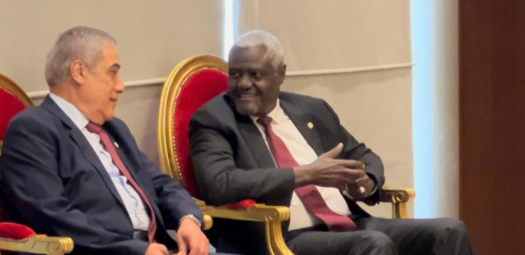 الوزير الأول نذير العرباوي يلتقي ببرازافيل رئيس مفوضية الاتحاد الإفريقي