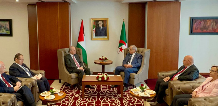 الوزير الأول يجري محادثات مع رئيس الوزراء وزير الخارجية و المغتربين الفلسطيني