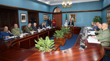 رئيس الجمهورية يترأس اجتماعا للمجلس الأعلى للأمن