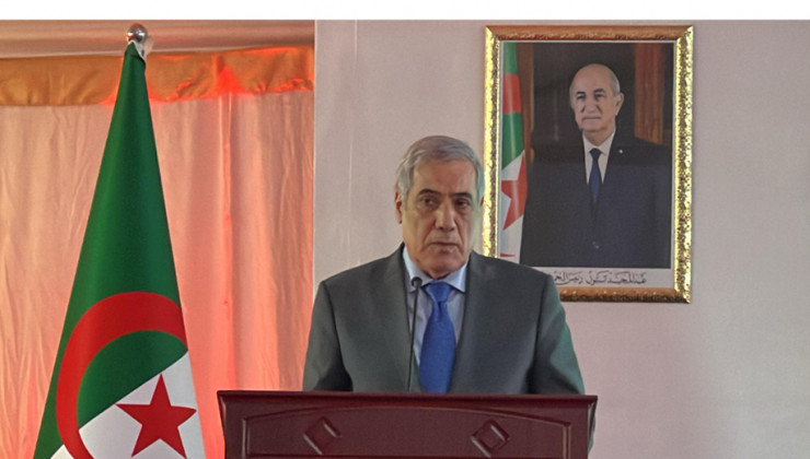 رئيس الجمهورية: الجزائر تعيش تحولا عميقا على كافة الأصعدة وتنتقل بخطى ثابتة نحو بناء اقتصاد قوي ومتنوع